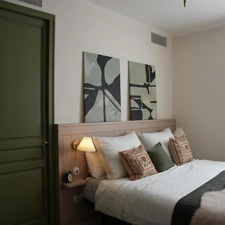 Allotjament i esmorzar La Torre Casa Modernista Borredà